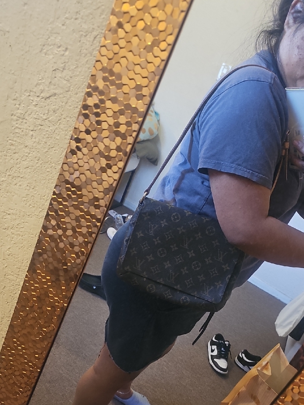 LV monogram shoulder bag - Picture 7 of 7